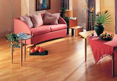 Laminátová versus dřevěná podlaha